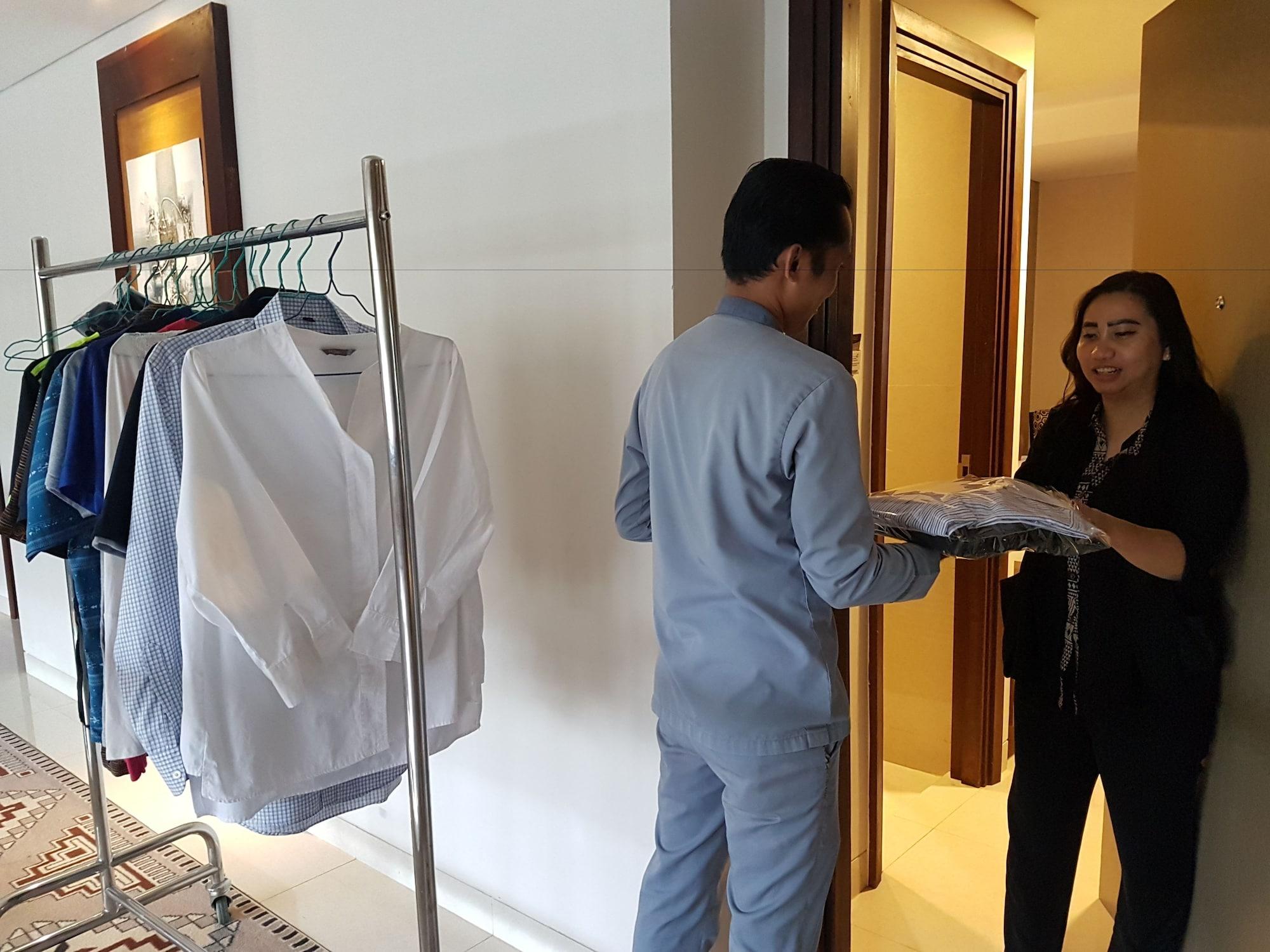 Grand Tjokro Hotel Balikpapan Extérieur photo