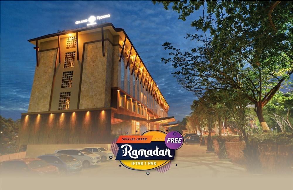 Grand Tjokro Hotel Balikpapan Extérieur photo