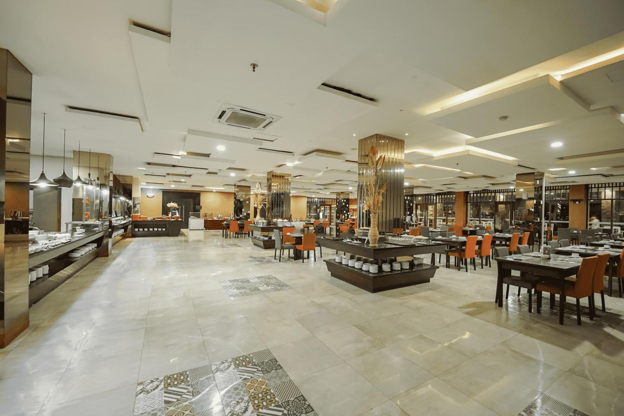Grand Tjokro Hotel Balikpapan Extérieur photo