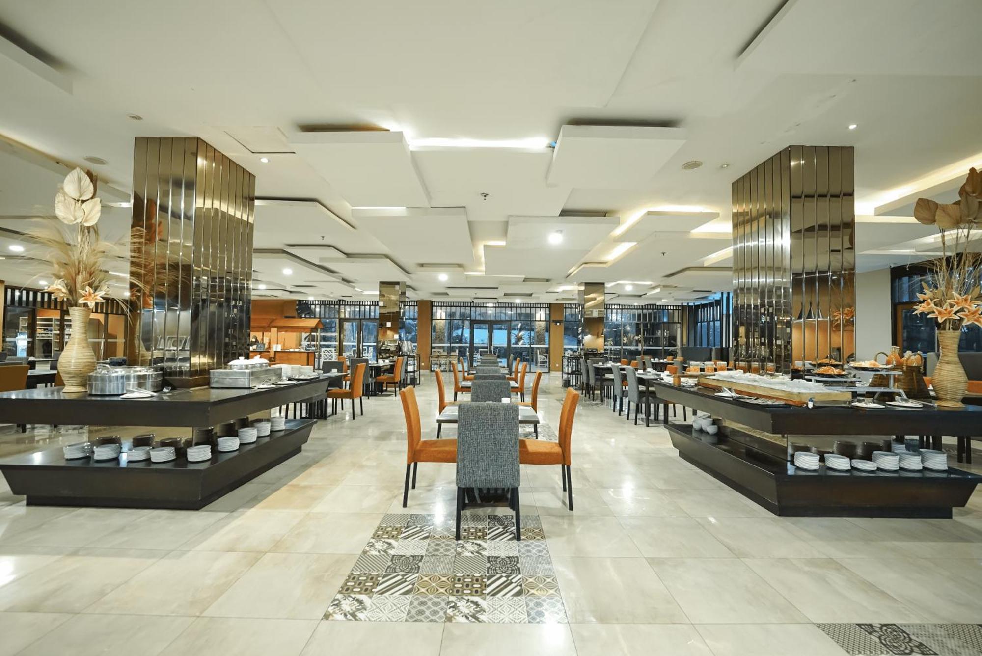Grand Tjokro Hotel Balikpapan Extérieur photo