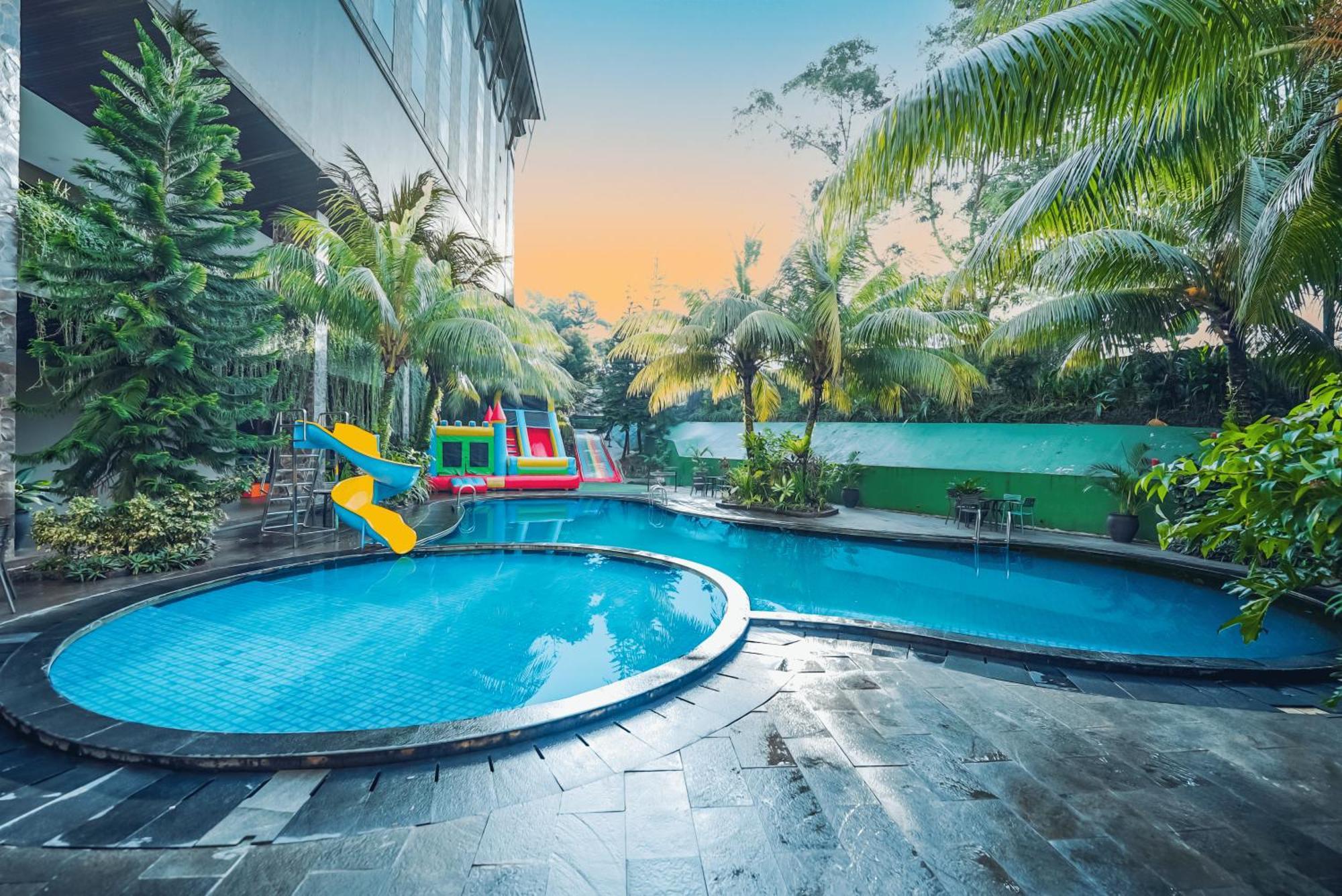 Grand Tjokro Hotel Balikpapan Extérieur photo