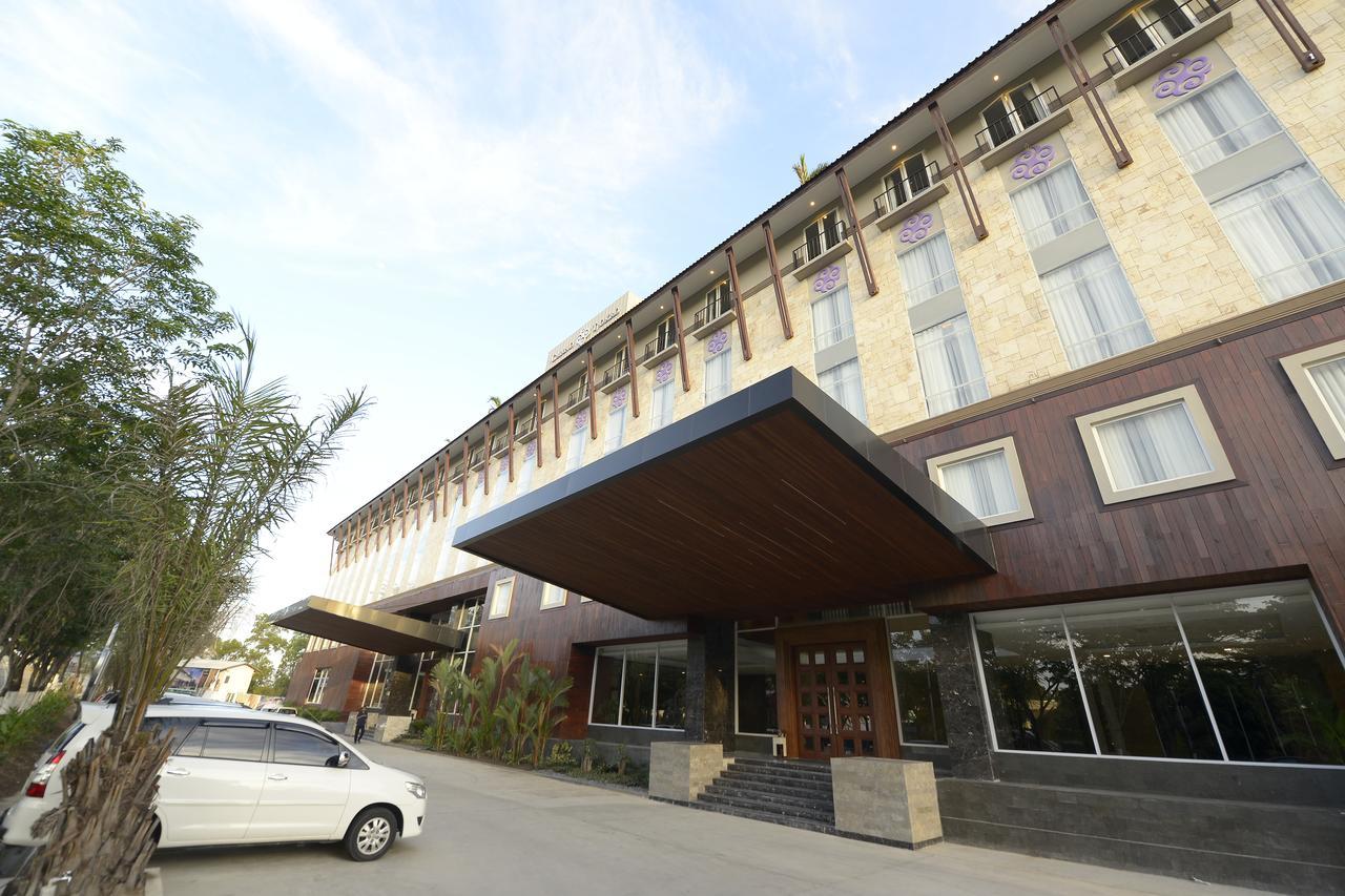 Grand Tjokro Hotel Balikpapan Extérieur photo