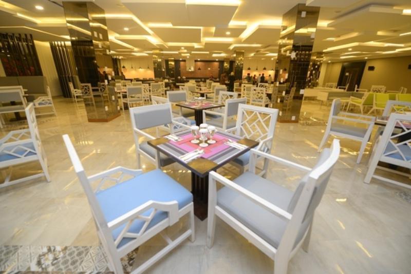Grand Tjokro Hotel Balikpapan Extérieur photo