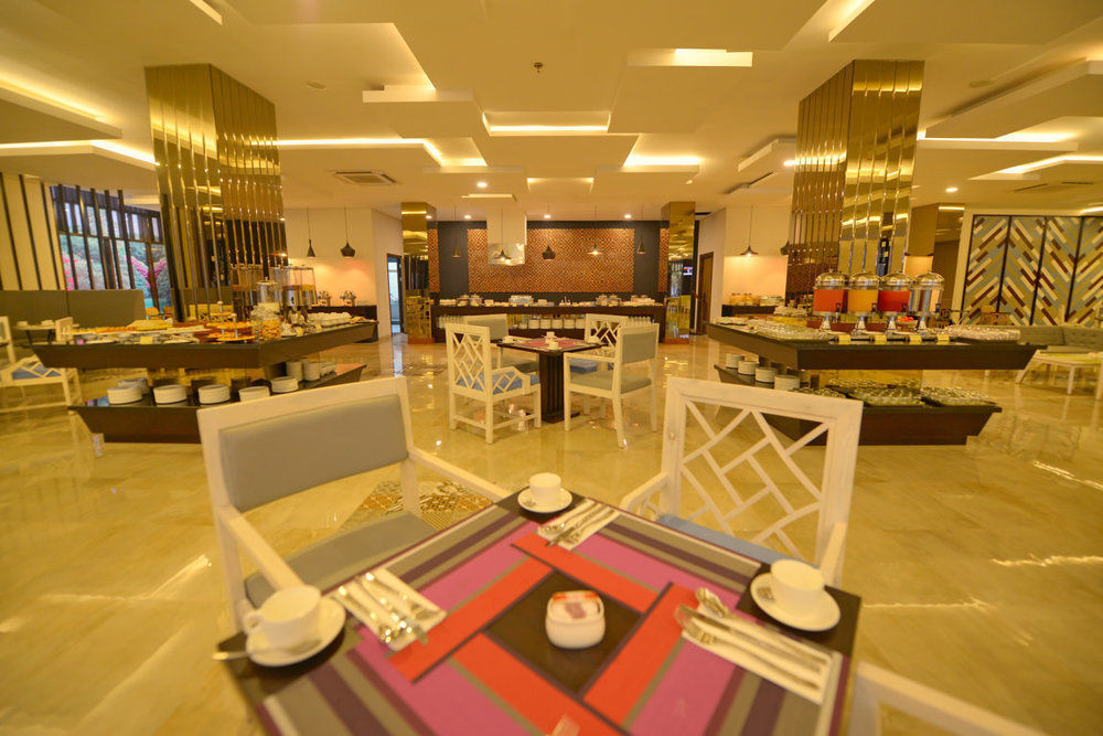 Grand Tjokro Hotel Balikpapan Extérieur photo