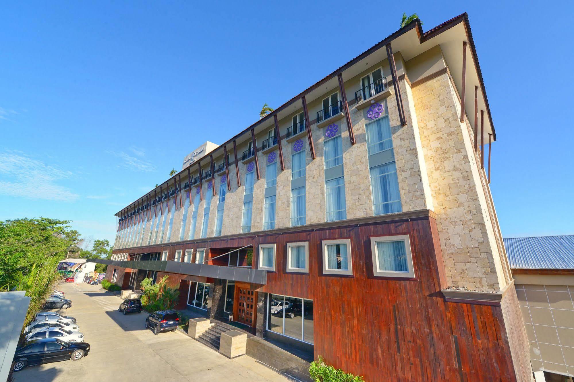 Grand Tjokro Hotel Balikpapan Extérieur photo